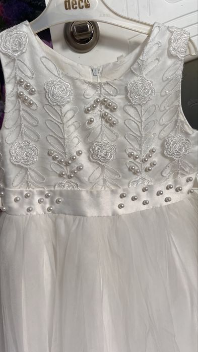 Платье на девочку 5-7 лет