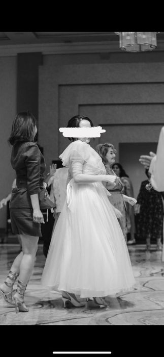 Платье белое свадебное