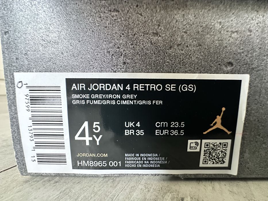 Jordan 4 RETRO ,,Paris Olympics”