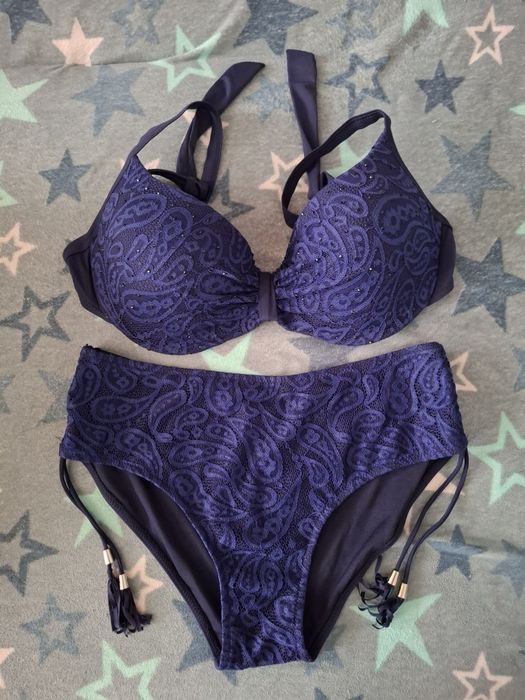 Продам купальники р. 50-52