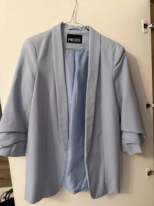 Светло синьо сако/ блейзер