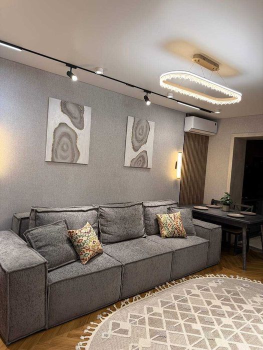 77-seriya - 2v3, 65 m2, 2/4, Nukus, markaz.`