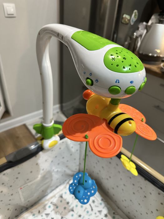 Музыкальный мобиль с проектором