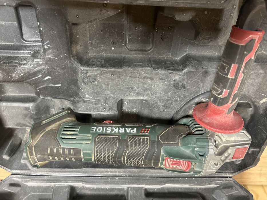 Акумулаторен ъглошлайф parkside