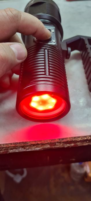 Фонарик туристический