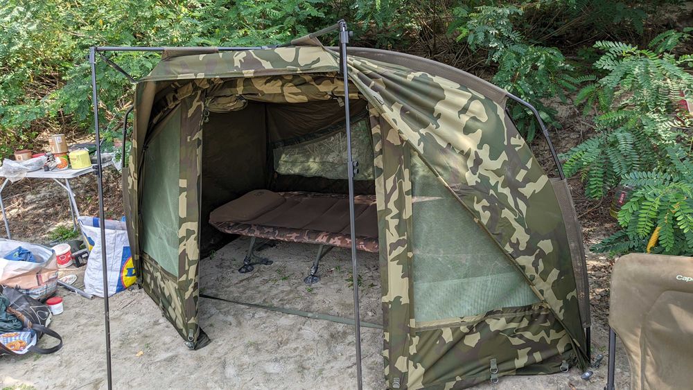 Vand cort Sonik AXS Camo bivvy (camuflaj) stare foarte buna