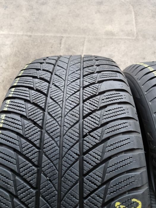 4 anvelope iarna BRIDGESTONE runflat 245/50/19 DOT 2018 PRET PER BUCAT