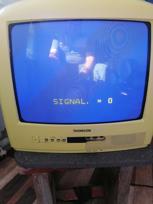Продам телевизор Томпсон