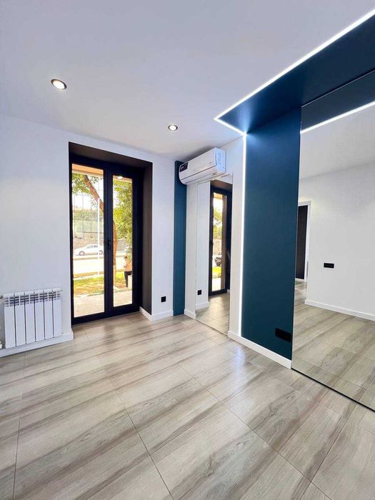 Продажа коммерческого помещения, IT Park Первая линия  Вдоль дороги