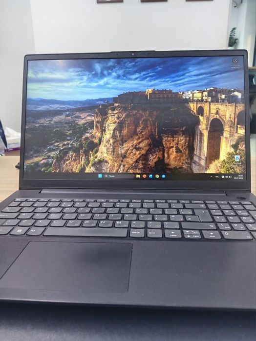 Lenovo 15 AMD Athlon 7120U