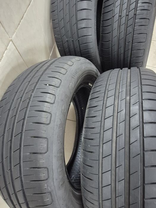 215/60r16 Good year франция.