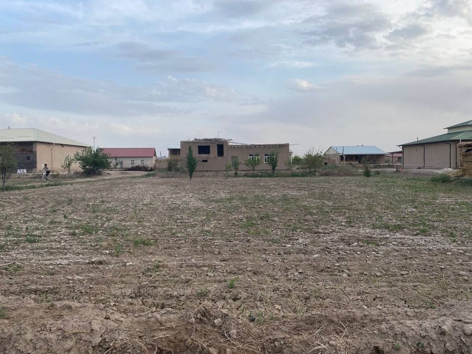 UY SOTILADI Xorazmda 23 sotik