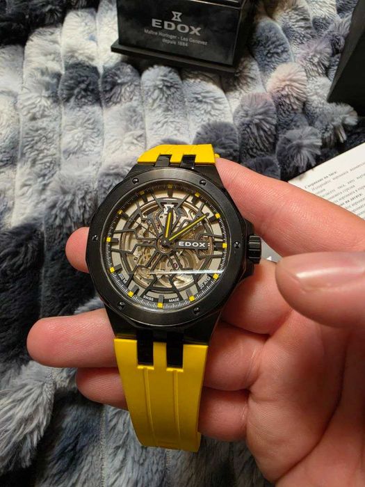 "НОВ"Часовник EDOX DELFIN MECANO !