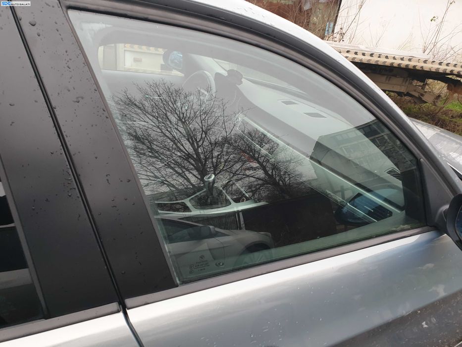 Geam Sticla Culisant de pe Usa Portiera Dreapta Fata BMW Seria 3 E90 E91 2004 - 2011 [K9300]