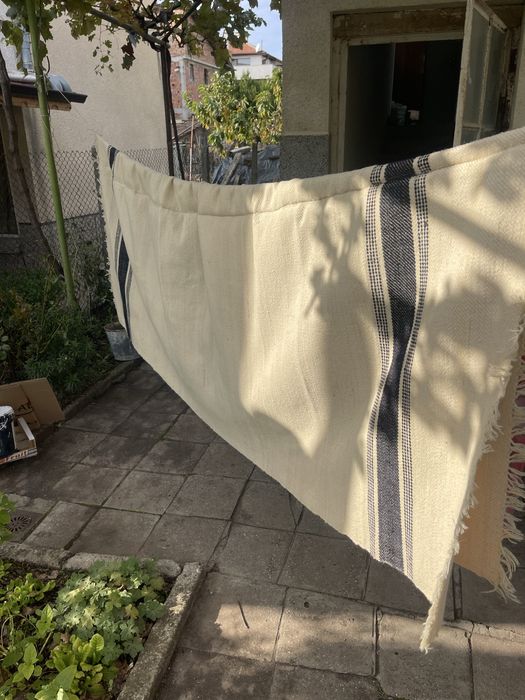 Губери , китеници , родопски одеала и тъкани пътеки