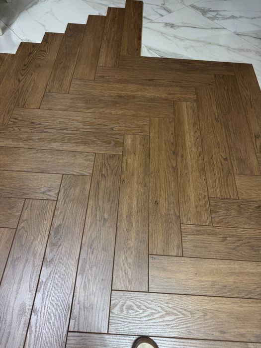 Укладка ламината кварцвинила