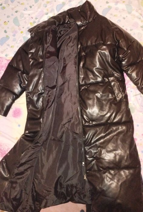 Продам куртку зима возможен торг