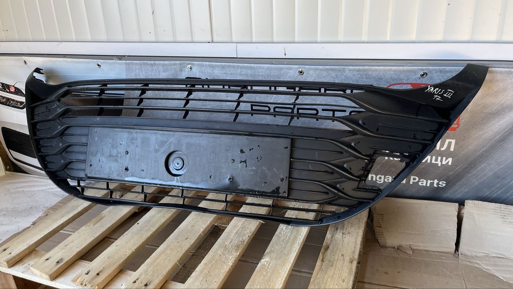 3 броя решетка Toyota Yaris 2017-