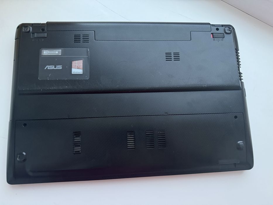 Ноутбук ASUS X55VD