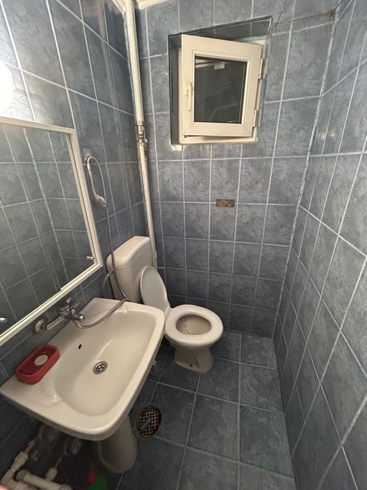 Casă de închiriat