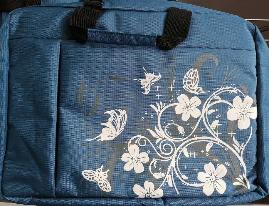 Чанти за лаптоп за 17 инчов лаптоп размери 44х30см !!!НОВИ!!!