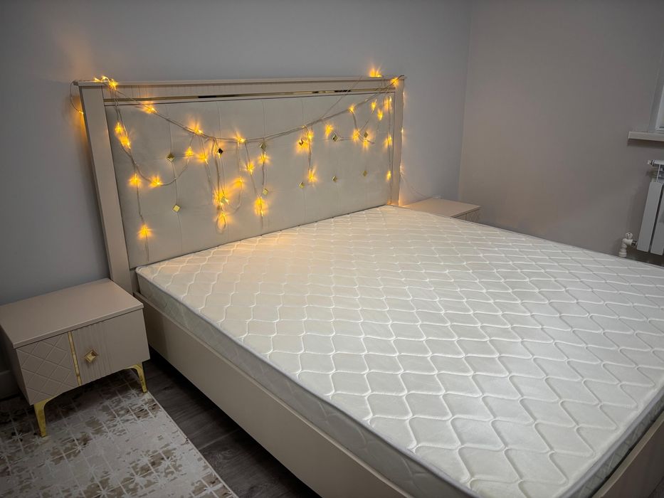 Кровать с тумбой