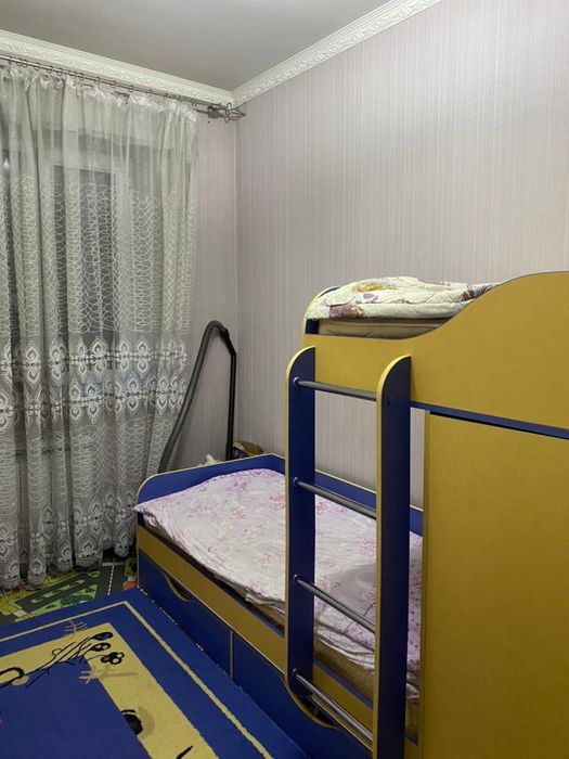 двухъярусная кровать