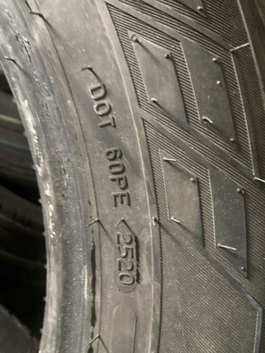 Anvelope Nokian  set 4 buc 215/60 R 17C  2020