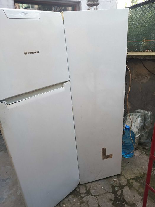 Хладилник Аристон