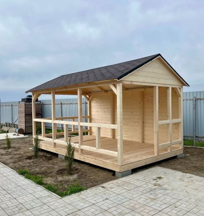 Foișoare, terase, magazii, pergole, căsuțe etc