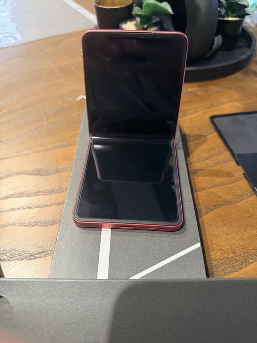 Samsung Galaxy Z Flip7 256GB
