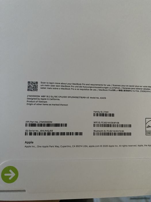 Macbook Pro 16 M5Max/64GB/2TB SILVER