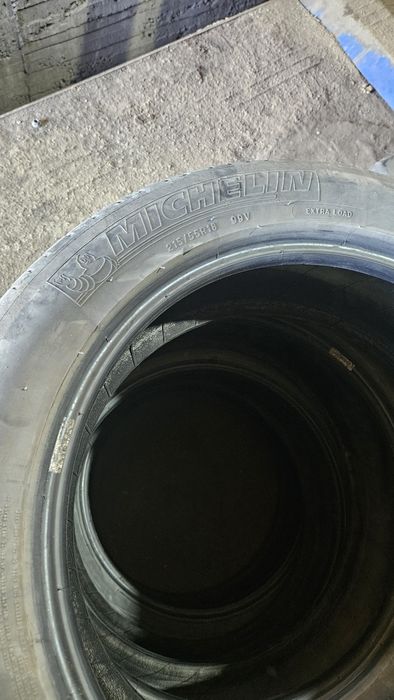 Продам резину 215/55R18
