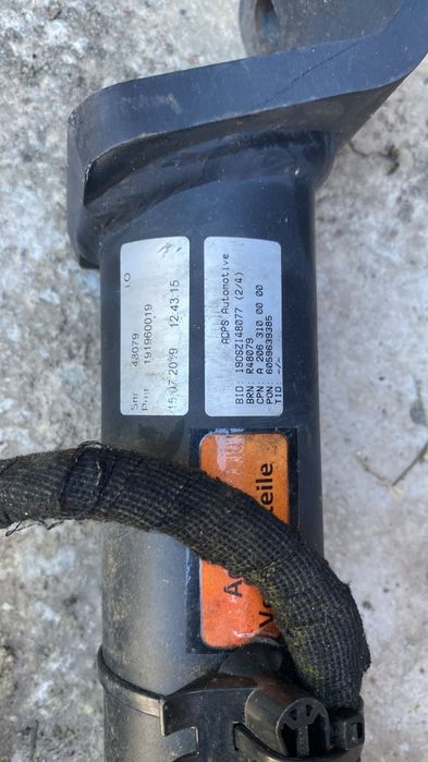 Vand doua carlige de mercedes-benz E CLASE si  C CLASS AMBELE ELECTRIC