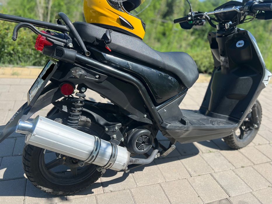 Продам мопед Jonway 150 кубов