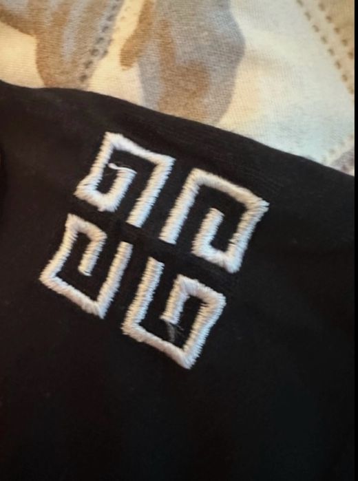 Тениска Givenchy