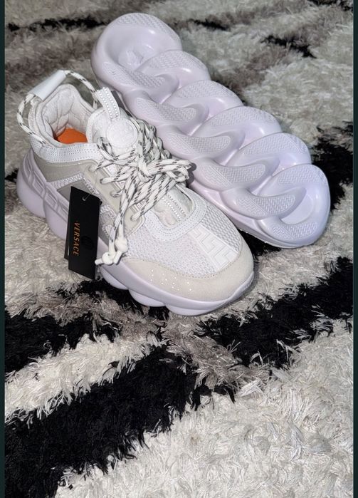 Adidași Versace Chain Reaction