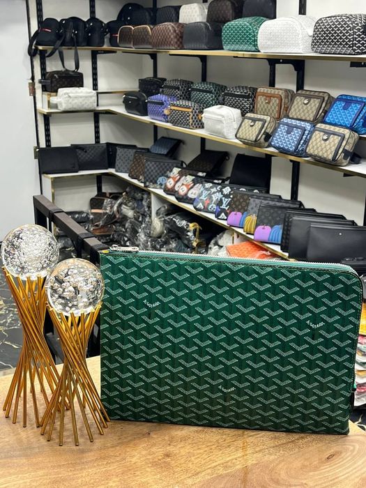 Мъжка чанта клъч Goyard