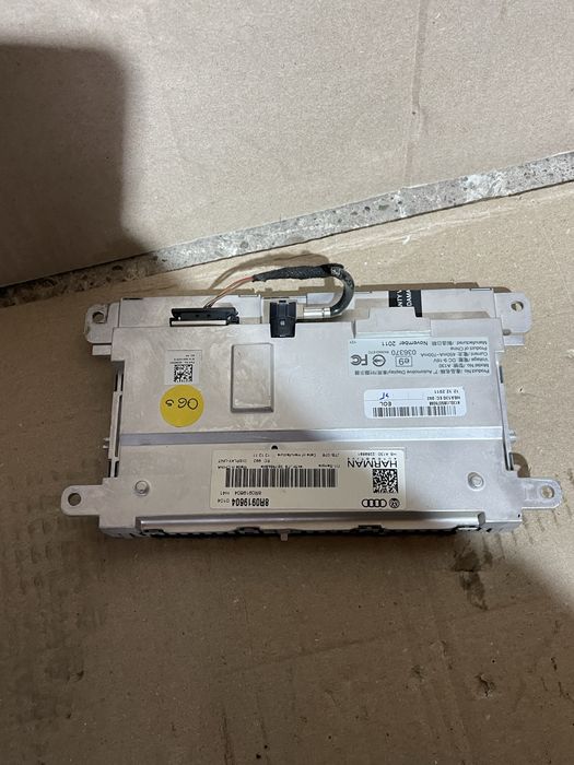 Display navigatie Audi A5 8T / Q5 8R / A4 B8 8R0919604 an 2007-2016