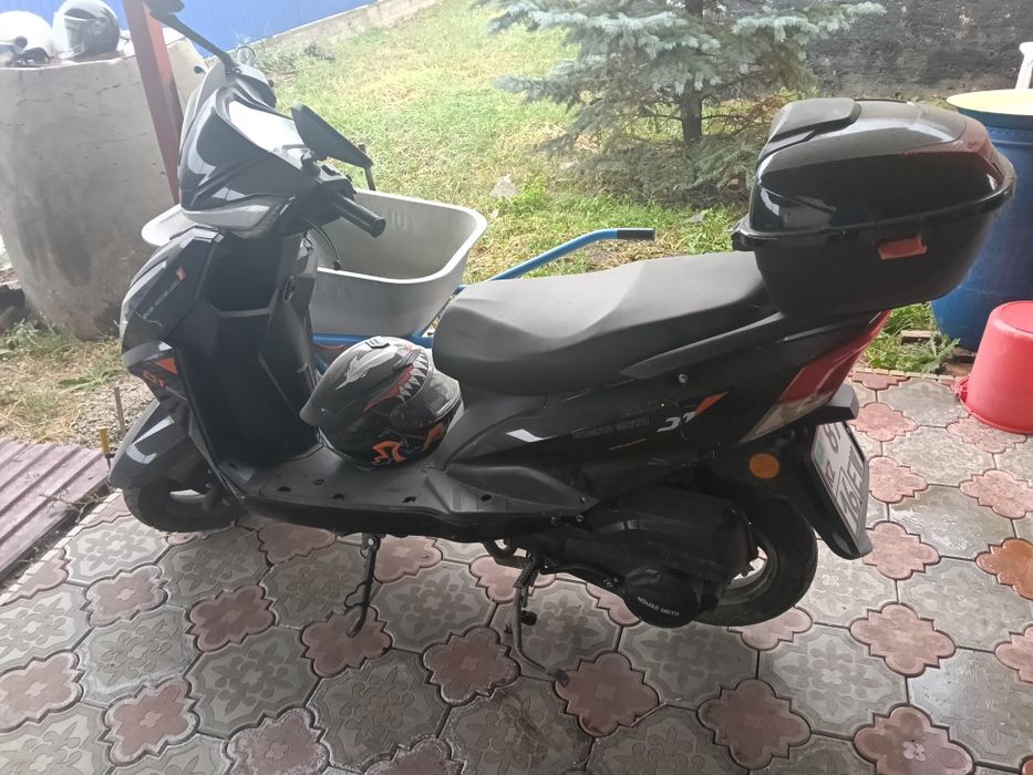 Nomad 49   хорошем состоянии