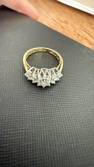 Кольцо с бриллиантами