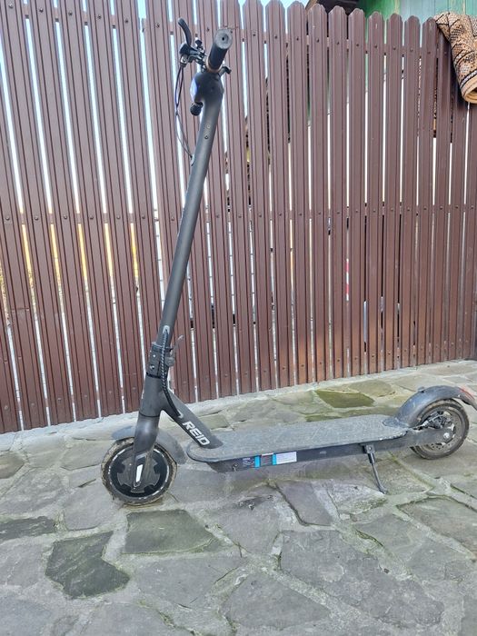 Vand 2 totinete electrice