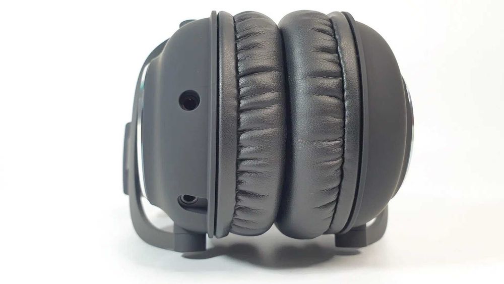 Игровые наушники Logitech G Pro X