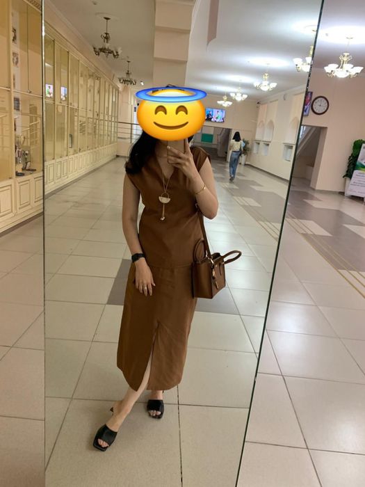 Женские одежды; костюмы; платье