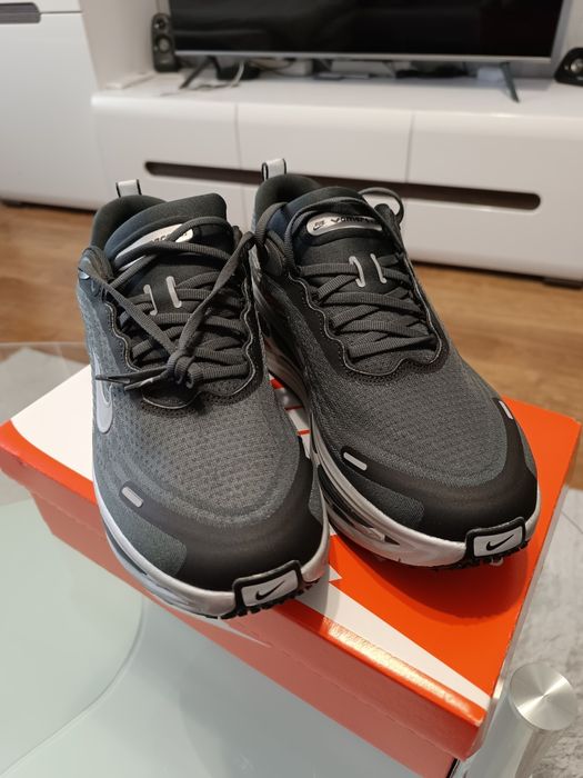 Nike Zoomx Vomero plus