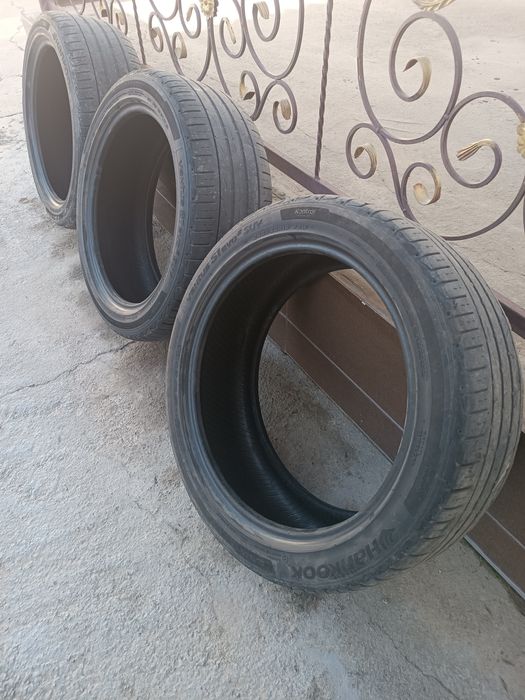 Шина 245/45R19  19 rrrr