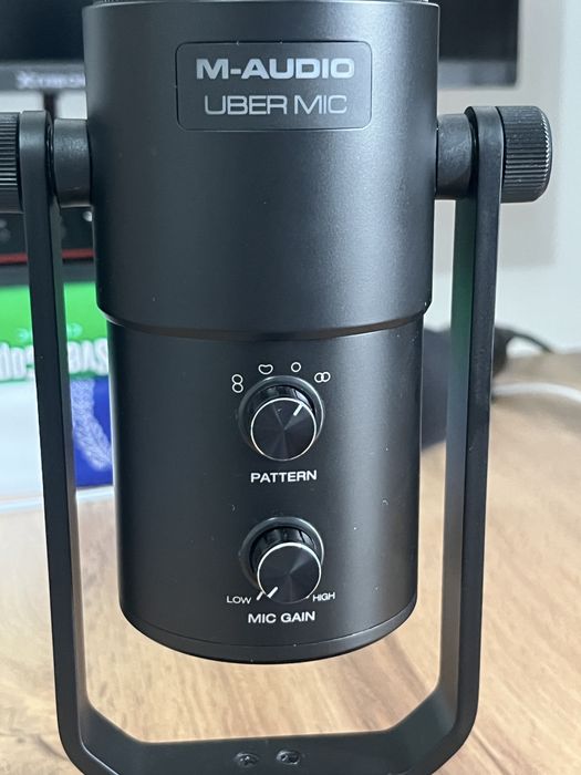Продам микрофон на USB профессиональный