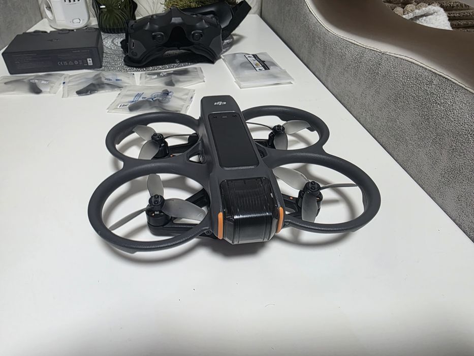 DJI Avata 2 combo