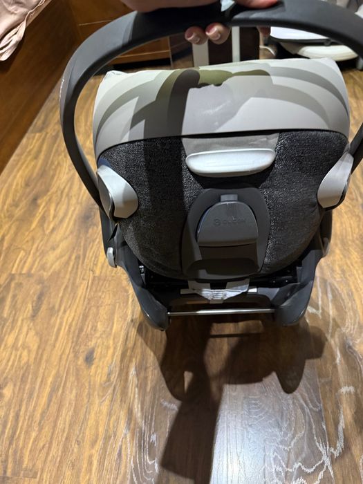 Автолюлька Cybex Cloud Z i-Size (как новая, использовали 1 раз)
