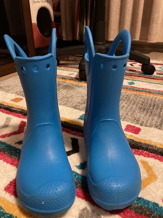 Cizme de cauciuc Crocs marime J2 (20-21 cm interior) ca noi